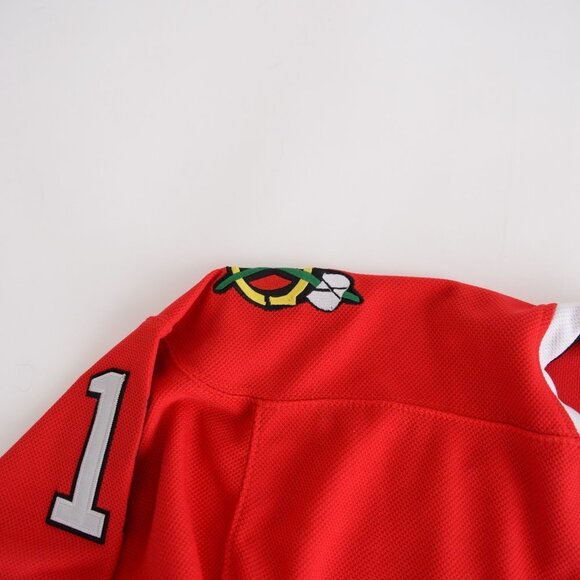 Reebok CCM Jonathan Toews Chicago Blackhawks NHL Hockey Jersey - Size - Picture 13 of 14